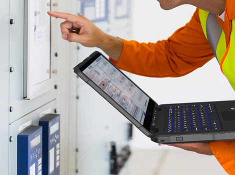 Winmate: Modernization of power distribution systems service with Winmate convertible laptop